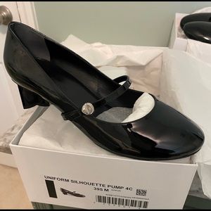 NIB Authentic Louis Vuitton Uniform Silhouette Mary Jane Pumps